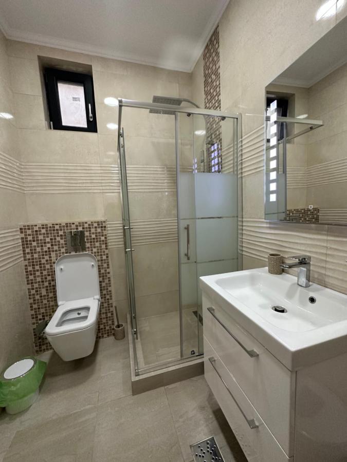 Golden Garden Luxury Apartment In Bucarest Exterior foto