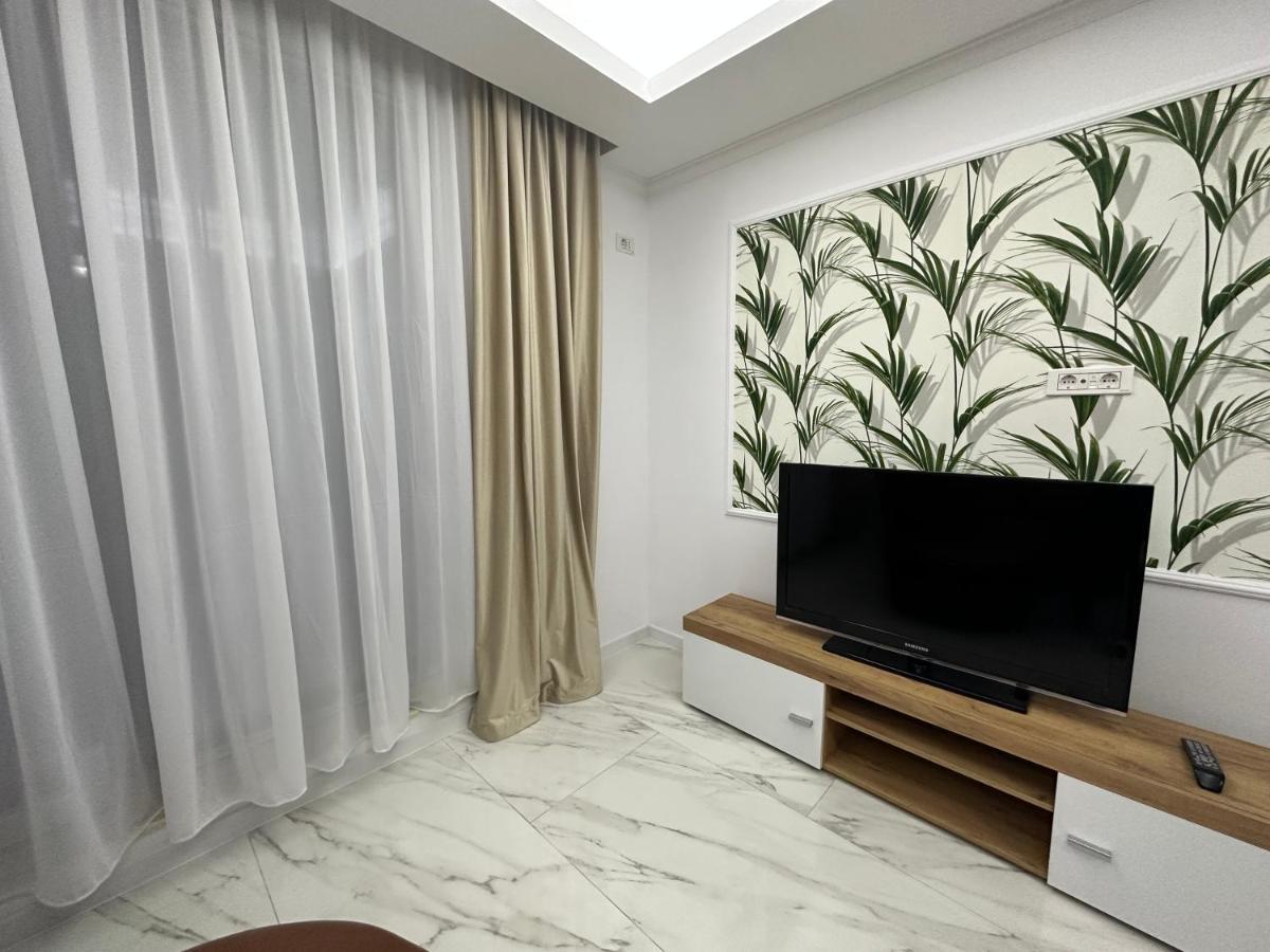 Golden Garden Luxury Apartment In Bucarest Exterior foto
